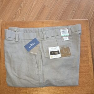 Dockers Men's Light Gray Dress Pants